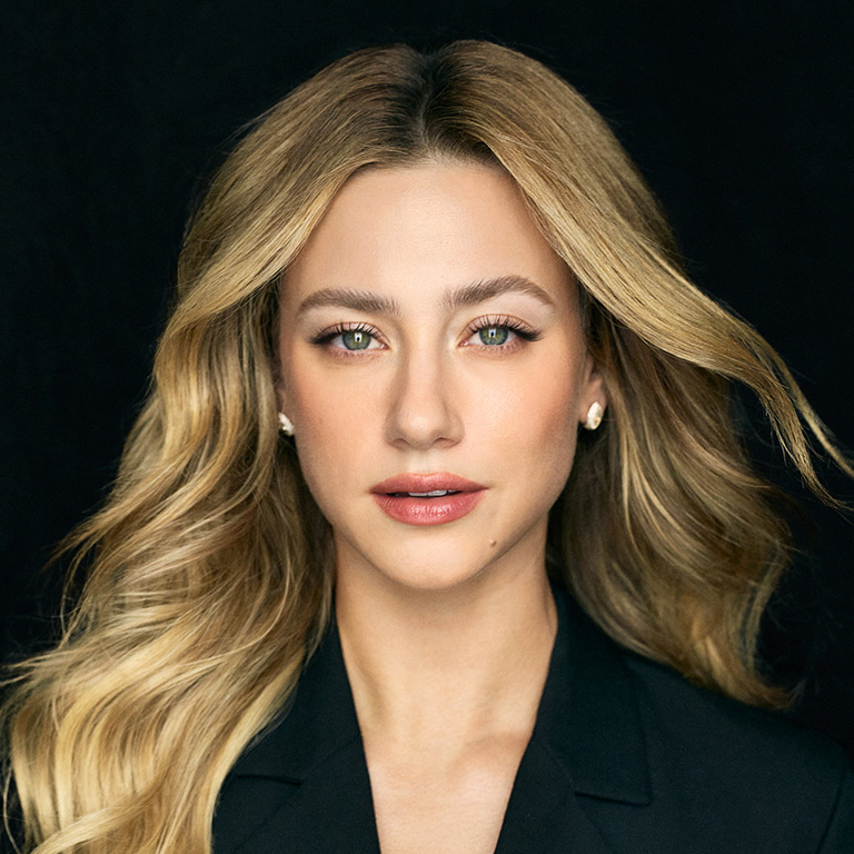 Lili Reinhart